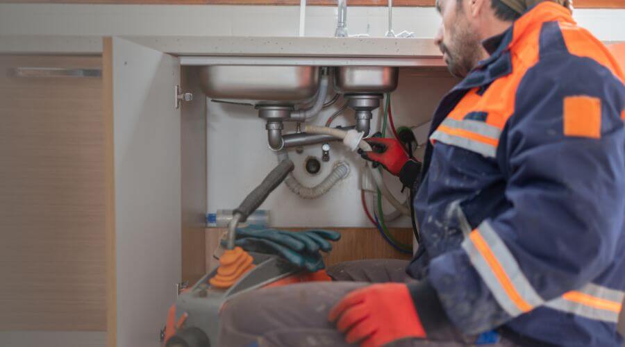 Professional tankless water heater installation services in Sassafras, KY